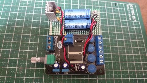 配線が汚いなー