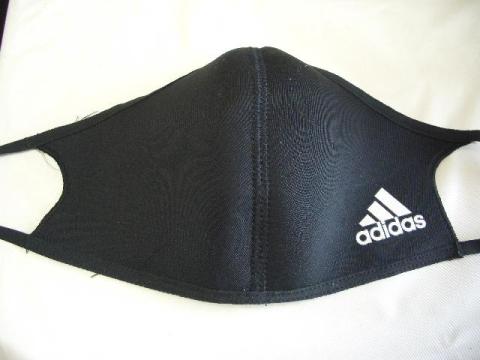 アディダス ランニング フェイスカバー(表面)