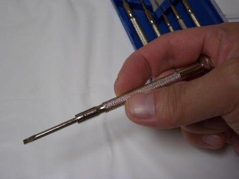 精密ドライバー(使用例)