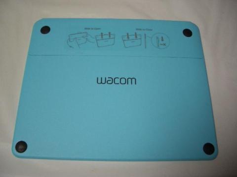 5.WACOM INTUOS DRAW Creative Pen Tablet S CTL-490B0(裏面)