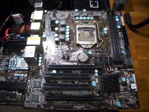 ASRock H77 Pro4-M