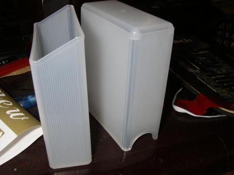 2つのパーツからできている。