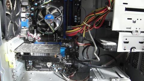 PC内部(何年掃除しなかった?)