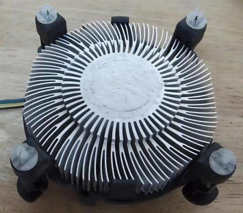 CPUフィングリス塗りなおし