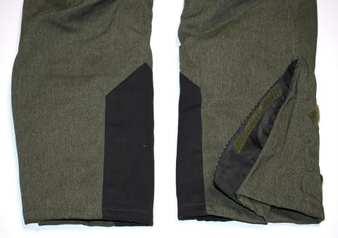 パンツの裾部分