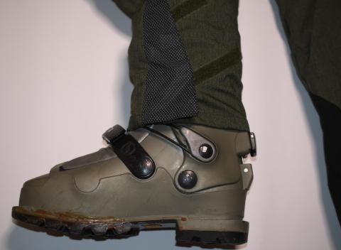 スキーブーツ