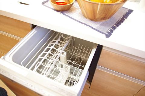 食器洗浄乾燥機も標準装備!