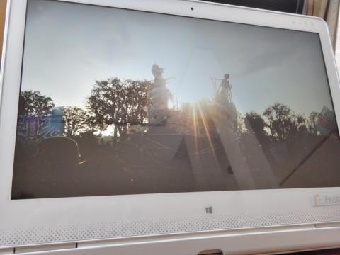 動画の再生中。滑らかに再生できます