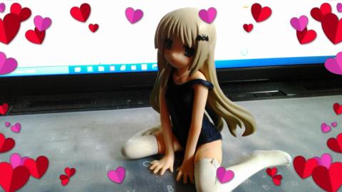 このようなエフェクトも標準搭載。ちなみにこのクーニャはかつてクドわふ発売直前にG's Festlvalの付録としてついていたクーニャですが、このエフェクトをかけると妖しい雰囲気(ry