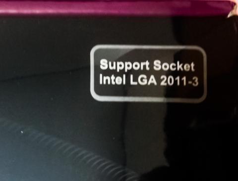 Intel LGA2011-3をサポート!