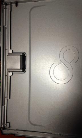 これだけ開けやすいサイドパネルって結構珍しいと思うのです。安鯖ってレベルじゃない!