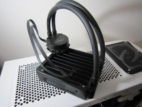 水枕からのケーブルが無駄に長い