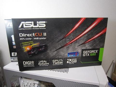 GTX680の後継品であるGTX980は、この値段では買えないのでしょうね。円安なので。