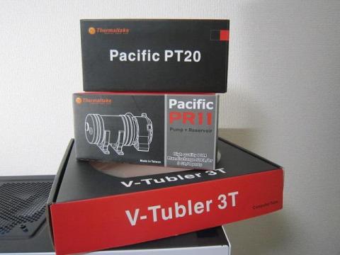 一番上が製品パッケージです