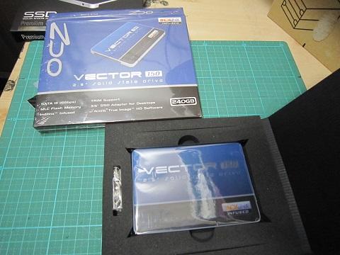 パッケージと中身