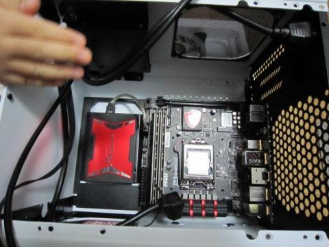 ストレージはこれのみ