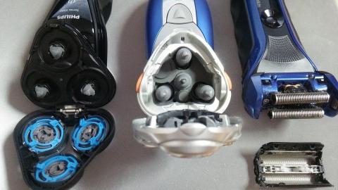 左:本製品、中央:HQ9160(旧型)、右:BRAUN WF1s