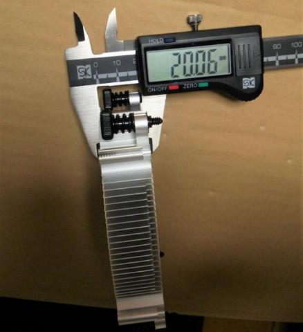 ヒートシンクの厚み