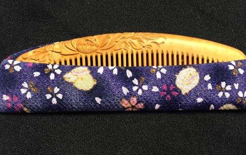 選べるケースつき