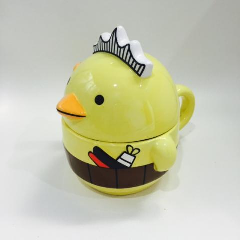 トレードマークの腹巻に船の財布