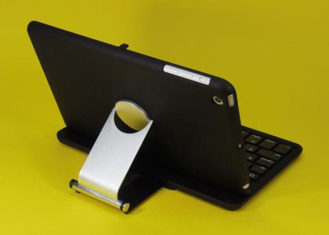 横型スタンドの後ろ姿