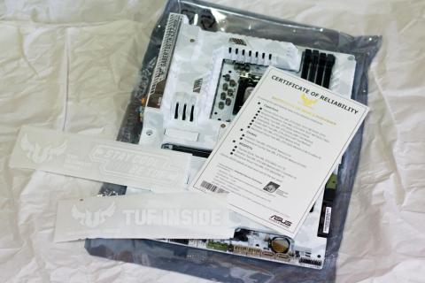 ステッカーも付いてますw