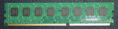一般的なDDR3メモリ