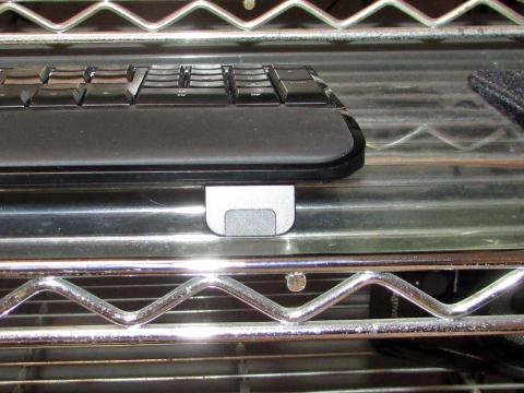 珍しいパームレスト側のスタンド