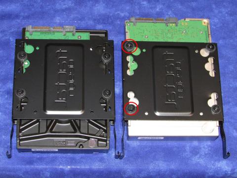 フラクタルデザインのHDDトレー