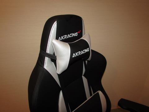 取り外し可能なヘッドレスト