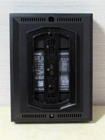 背面にもスタンドが取り付け可能