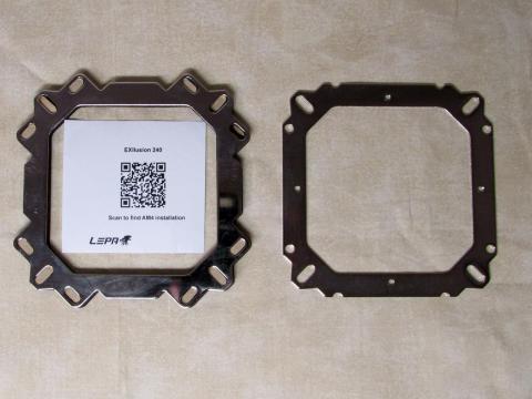 後付けなのはブラケットのみ