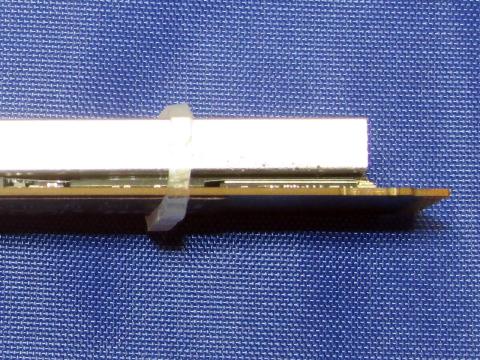 チップの高さが違うのでヒートシンクがチップと密着しない