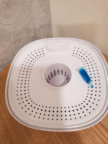 水と液体肥料を投入