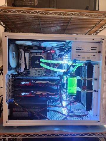 ホワイト色、結構明るい