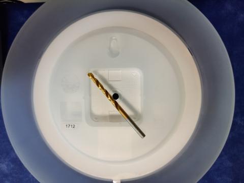 結局角を削ることに