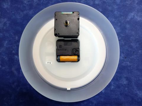 ムーブメントはほぼお同じ大きさ