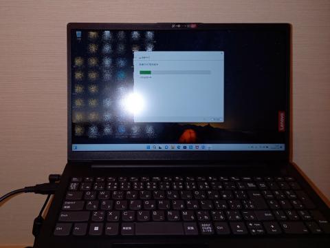 回復ドライブ作成中、因みにデスクトップは何もしないでDELLのデスクトップが復元された