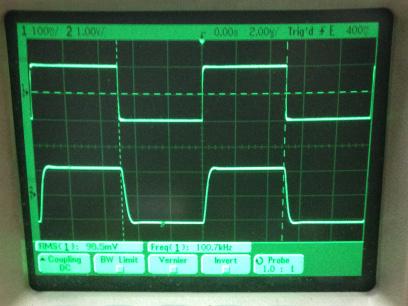 過渡応答(A=11 Vin=200mVp-p f=100kHz Rfb=10kΩ 位相補償なし 10:1プローブのみ接続 ガラエポユニバーサル基板)