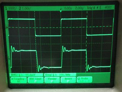 過渡応答(A=11 Vin=200mVp-p f=100kHz Rfb=10kΩ 位相補償なし 10:1プローブのみ接続 ガラエポユニバーサル基板)