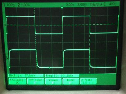 過渡応答(A=11 Vin=200mVp-p f=100kHz Rfb=10kΩ 位相補償なし 10:1プローブのみ接続 ガラエポユニバーサル基板)