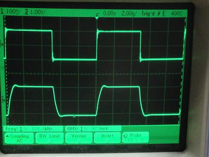 過渡応答(A=11 Vin=200mVp-p f=100kHz Rfb=10kΩ 位相補償なし 10:1プローブのみ接続 ガラエポユニバーサル基板)