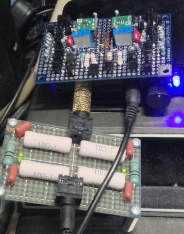 再生中の様子。手前はZobelフィルタ