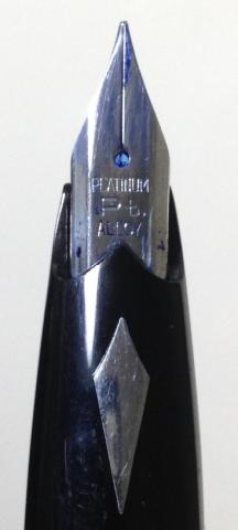 ペン先には Pt ALLOY の刻印がある