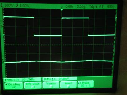過渡応答(A=11 Vin=200mVp-p f=100kHz Rfb=10kΩ 位相補償なし 10:1プローブのみ接続 ガラエポユニバーサル基板)