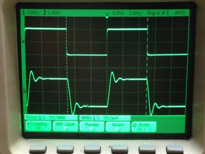 過渡応答(A=11 Vin=200mVp-p f=100kHz Rfb=10kΩ 位相補償なし 10:1プローブのみ接続 ガラエポユニバーサル基板)