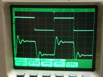 過渡応答(A=11 Vin=200mVp-p f=100kHz Rfb=10kΩ 位相補償なし 10:1プローブのみ接続 ガラエポユニバーサル基板)