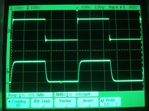 過渡応答(A=1 Vin=200mVp-p f=100kHz Rfb=0 位相補償なし Rl=15Ω ガラエポユニバーサル基板)