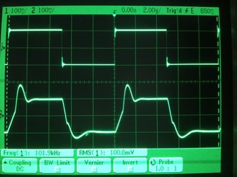 過渡応答(A=1 Vin=200mVp-p f=100kHz Rfb=0 位相補償なし Rl=15Ω ガラエポユニバーサル基板)