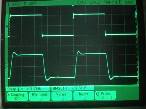 過渡応答(A=11 Vin=200mVp-p f=100kHz Rfb=10kΩ 位相補償なし 10:1プローブのみ接続 ガラエポユニバーサル基板)